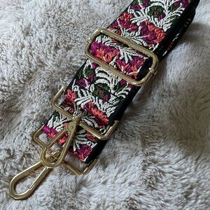 Guitar purse strap